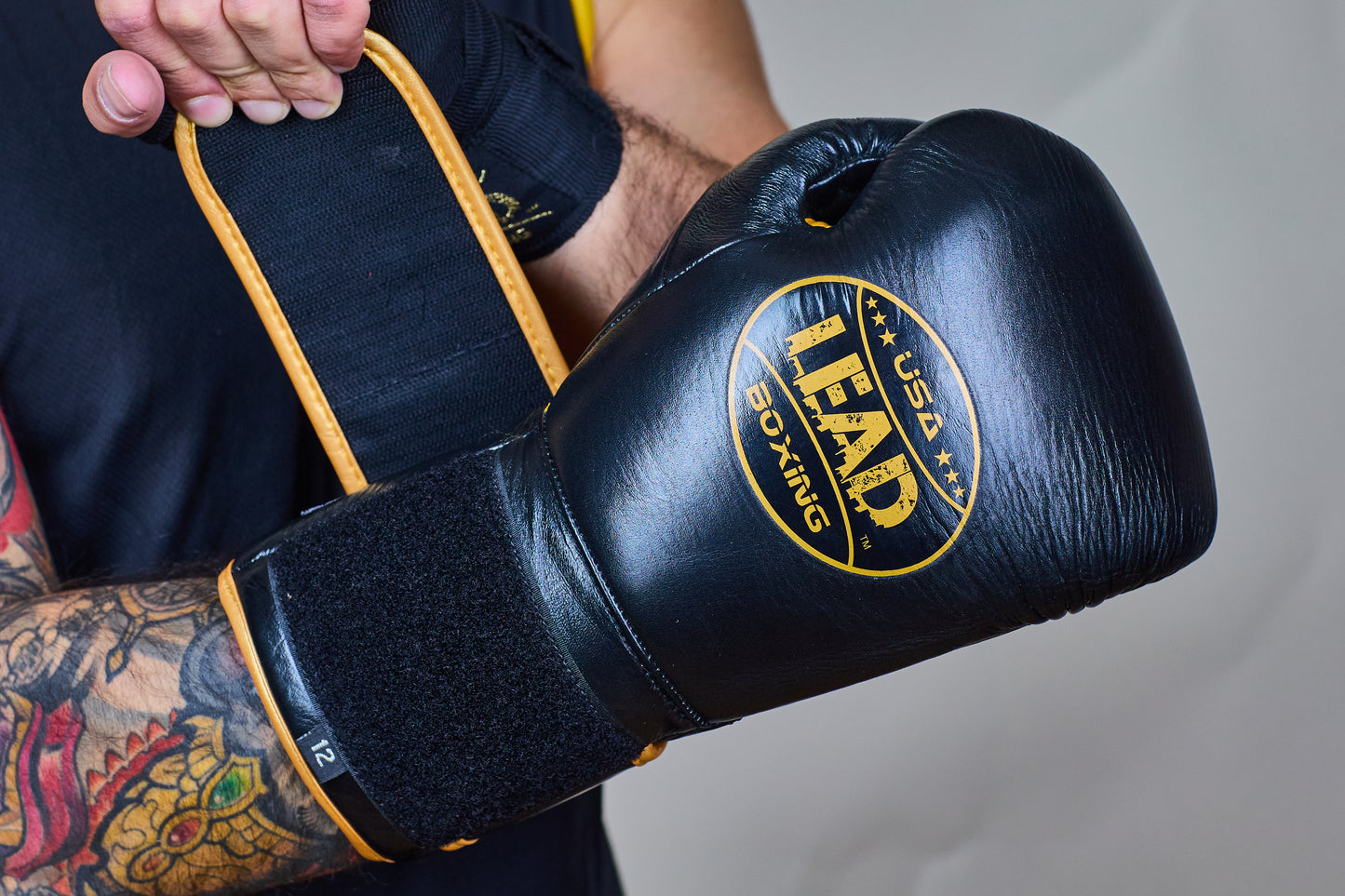 LEAD PRO TRAINING Gloves ( Black-Gold Logo )