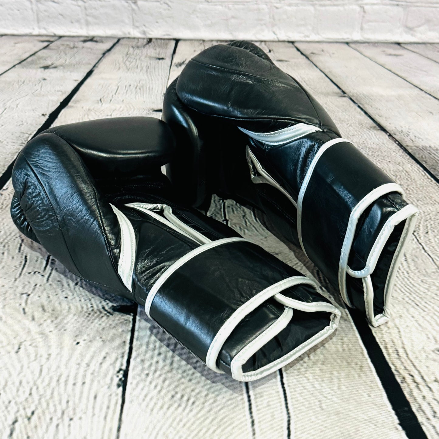 LEAD PRO Training Velcro Gloves ( Black- Silver Logo )