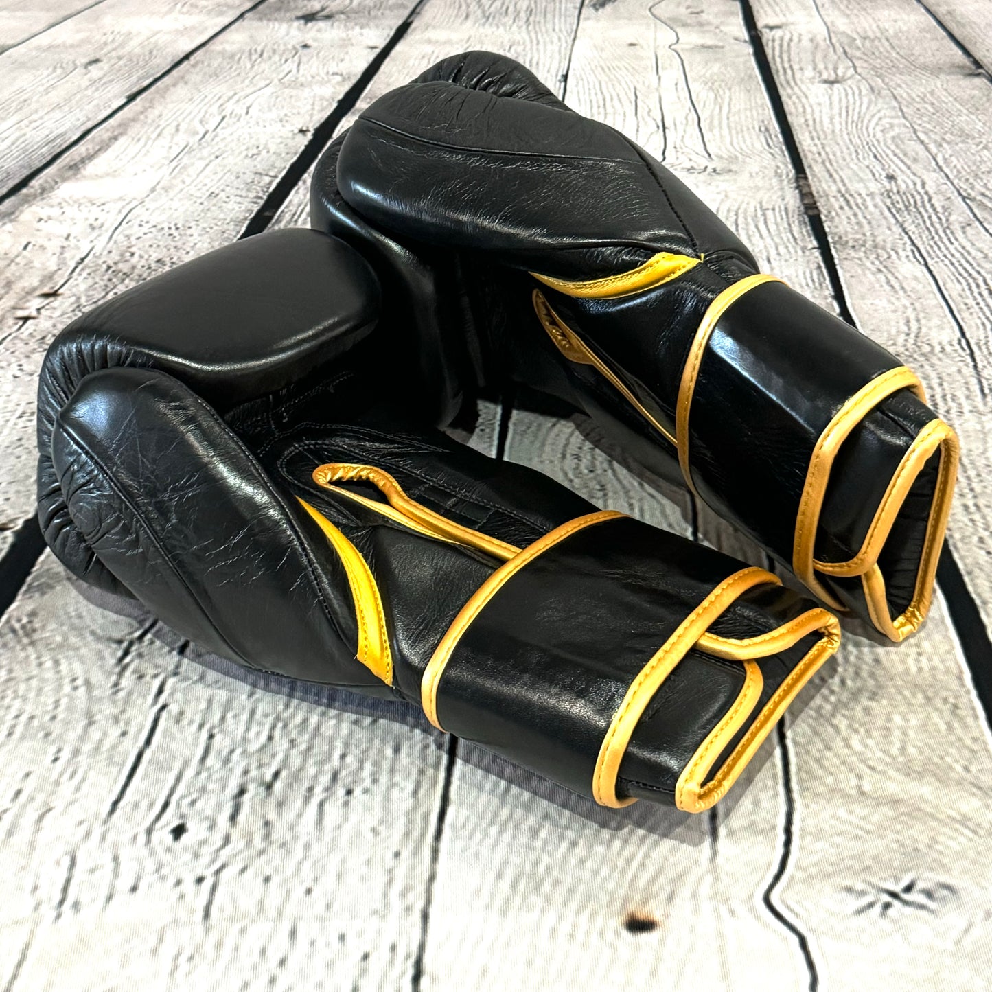 LEAD PRO Training Velcro Gloves ( Black-Gold Logo )