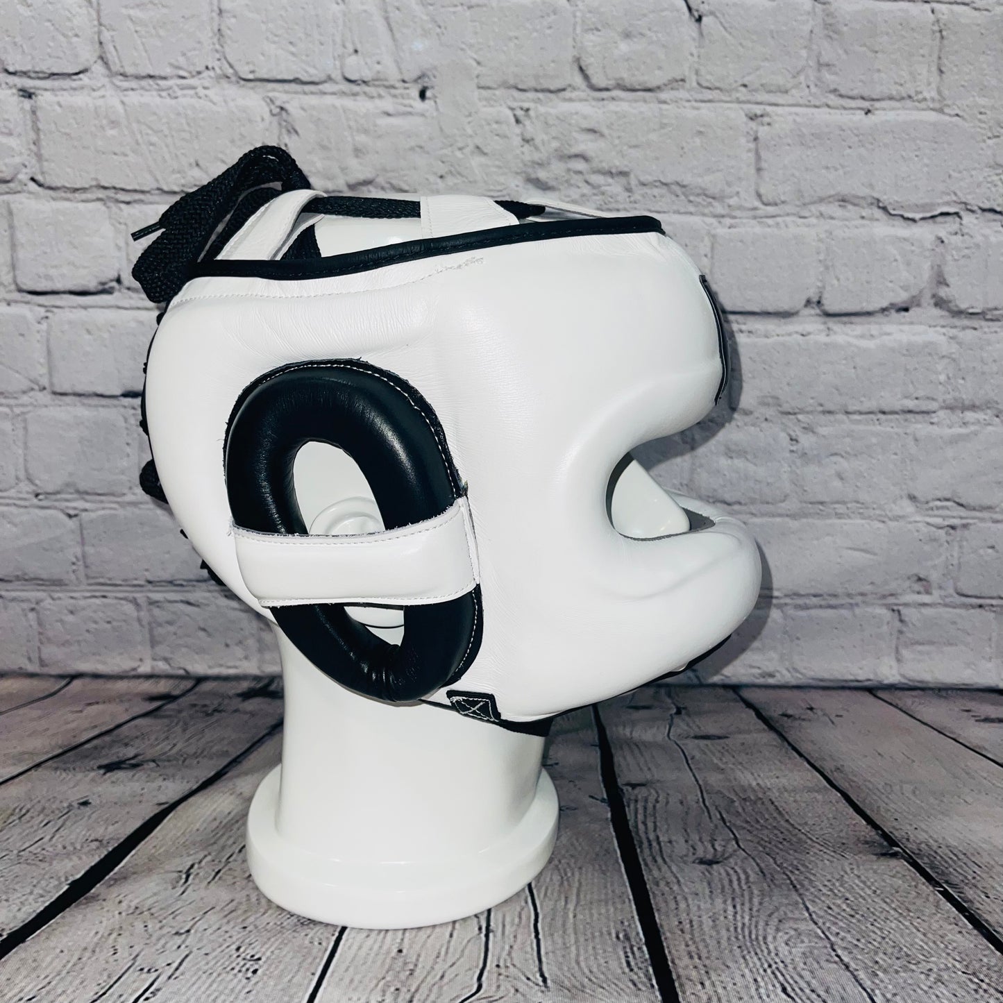 LEAD FaceSaver Headgear (White/Black/Silver)