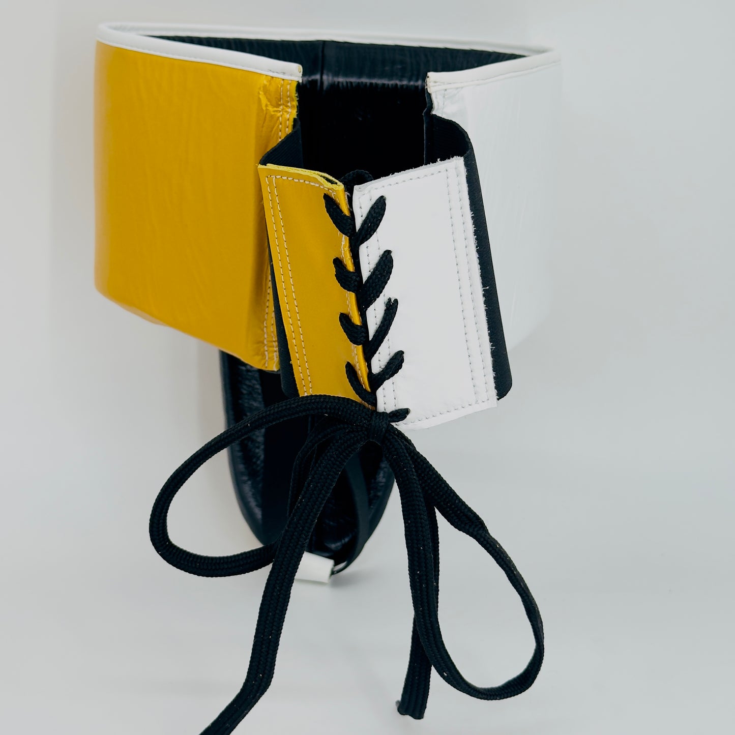 Female Groin Protector Cup (White-Gold)